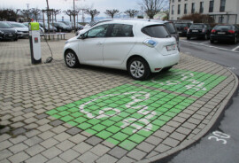 Web_Tankstelle_Elektroauto_Bezirk.jpg