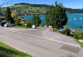web_Badi_Immensee_Platz_Ein_Ausladen_1981.jpg