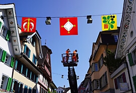 Neue Zentrumsbeflaggung in Küssnacht.jpg