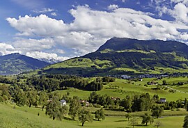 Rigi mit Wolken, Haltikon.jpg