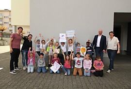 Klasse 1a Immensee Zukunftsheldinnen.JPG
